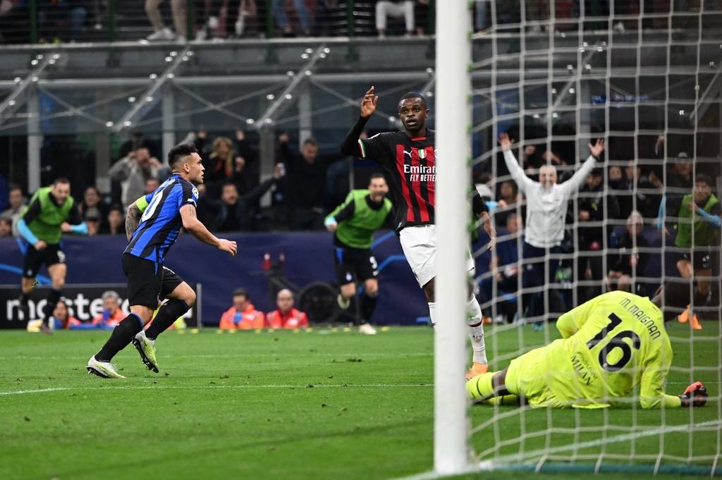 22／23赛季以来顶级前锋越位数：哈兰德仅18次，C罗143次