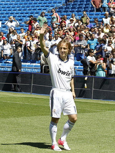 温哥华白浪公布下赛季阵容：已行使合同选项，与穆勒续约一年