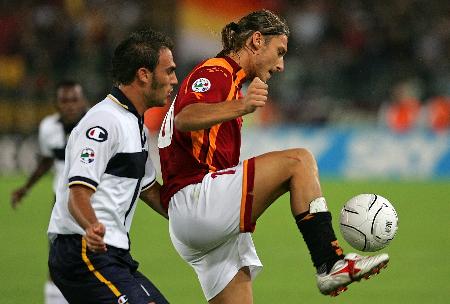 拜仁官方：帕夫洛维奇、比朔夫因身体不适缺战海登海姆（拜仁官宣：帕夫洛维奇、比朔夫因身体不适缺席对阵海登海姆）