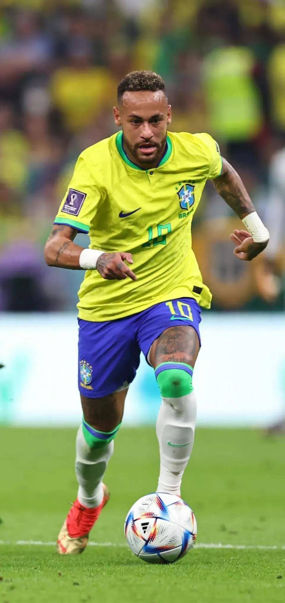 官方：英格兰名哨奥利弗将执法欧冠皇马客战奥林匹亚科斯